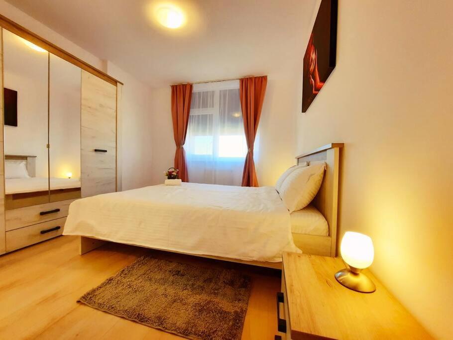 Beautiful Panoramic Central Apartment - City Of Mara Timisoara Luaran gambar